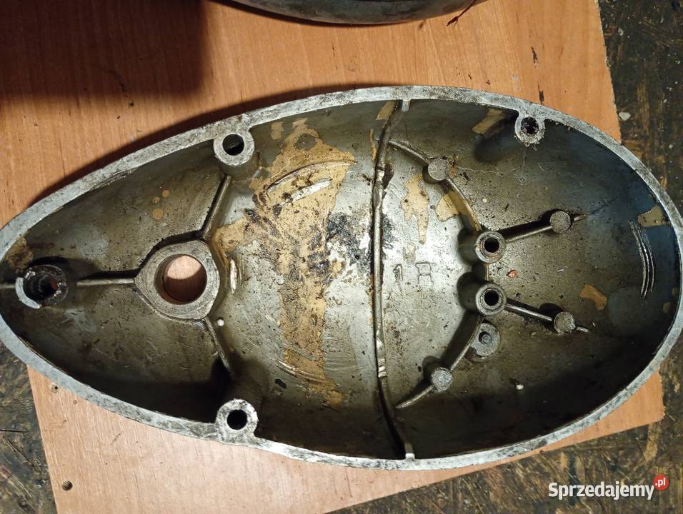 pokrywy sprzęgła WSK 125 i głowice Białobrzegi