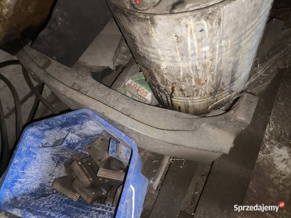 Suport przedniej osi massey Ferguson kujawsko-pomorskie Łążynek