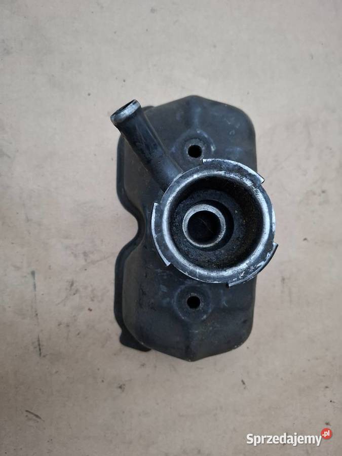 Pokrywa zaworów klawiatury Fiat 126p Maluch osobowe Osłony silnika opolskie Strzelce Opolskie