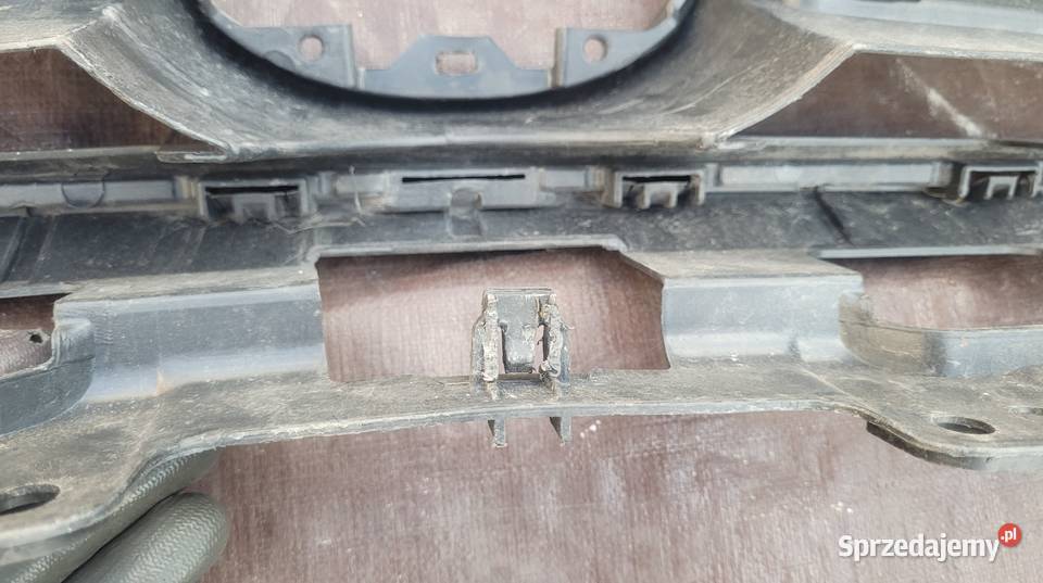 MAZDA VI 6 GJ 13 GRILL ATRAPA GHP950712 2742