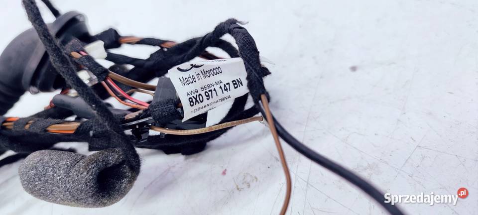 WIĄZKA KLAPY BAGAŻNIKA AUDI A1 8X 8X0971147BN Materiały instalacyjne