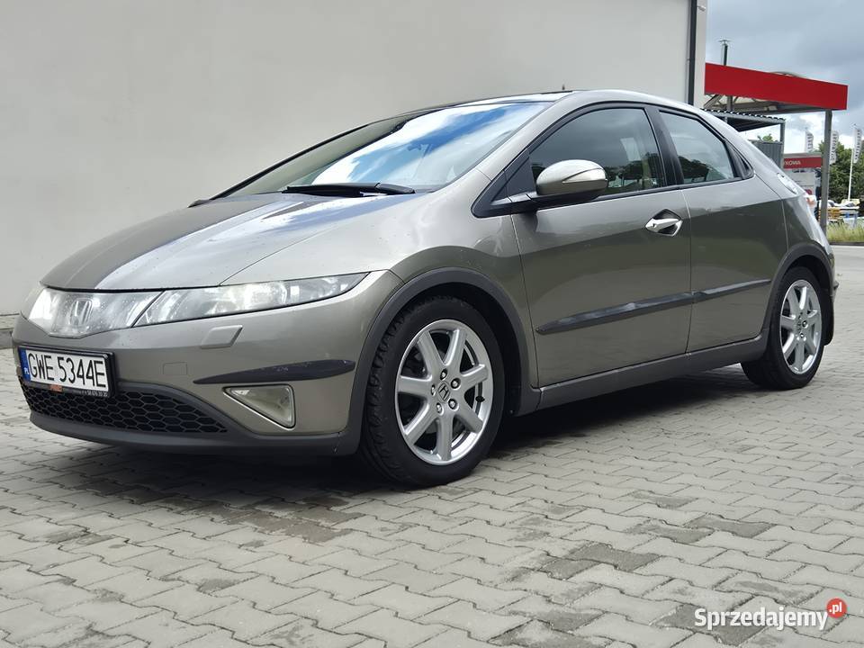 Honda Civic UFO VIII 18 automat 06 r skóra xenon asystent parkowania
