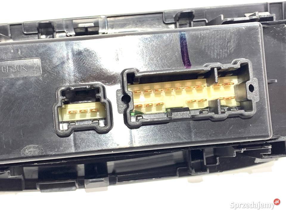 PRZEŁĄCZNIK SZYB NISSAN QASHQAI J11 Crossover