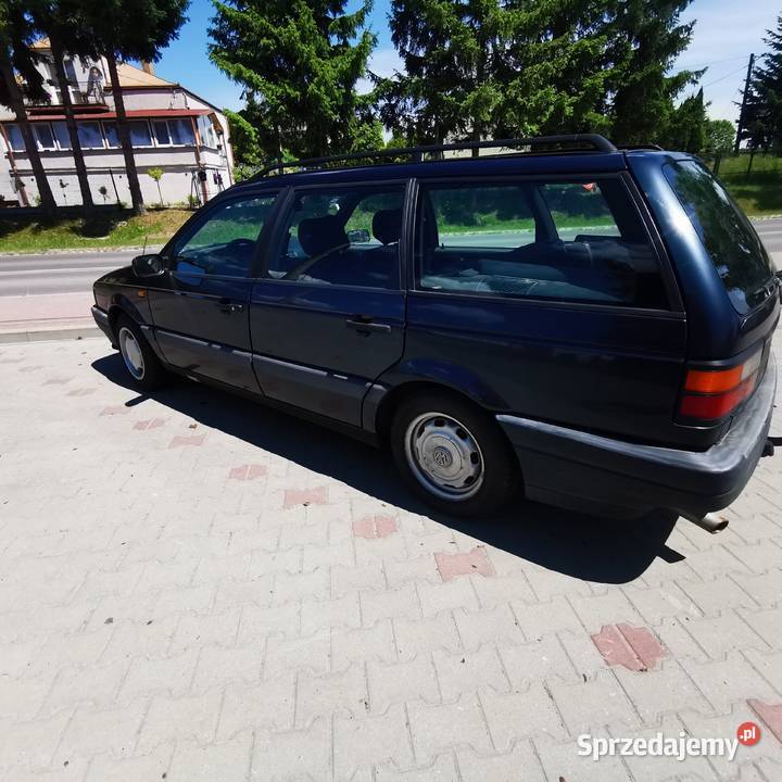 Piękny vw passat b3 18 lpg klasyk świętokrzyskie Ostrowiec Świętokrzyski
