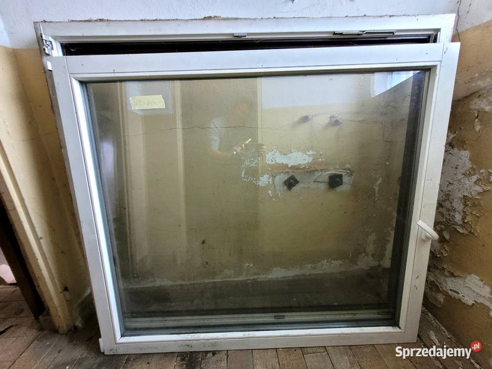 okno drewniane 162x145 jednoskrzydłowe Turawa