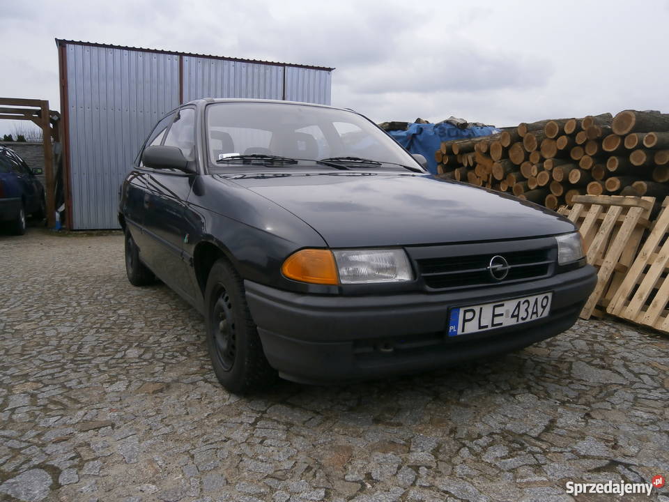 Opel Astra F 14 8v LPG alufelgi okazja sprawny wielkopolskie Leszno