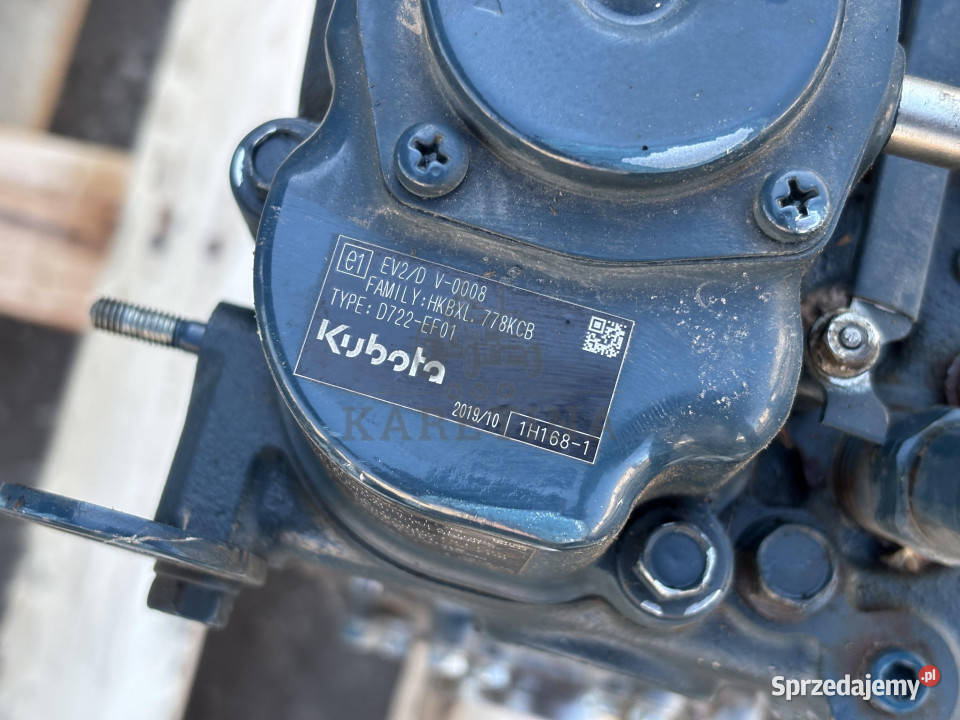 Kubota D722EF01 Silnik Słupek Pokrywa Blok Jastrzębniki