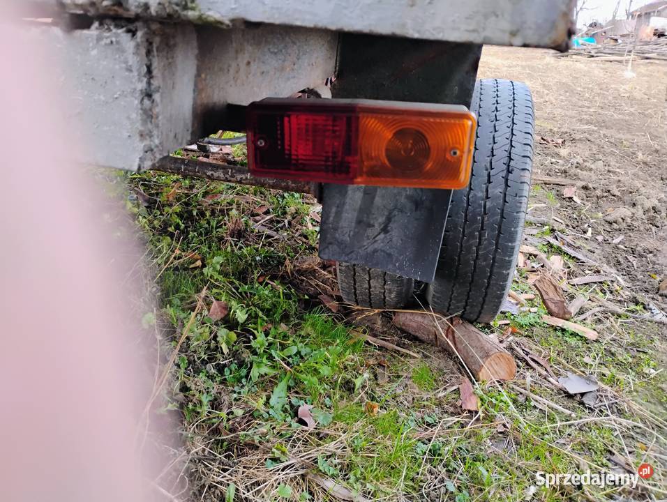 Przyczepa mocna konstrukcja burty z nadkładkami