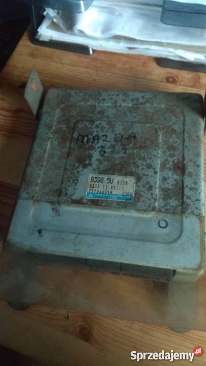 Komputery mazda numer E2T84881M