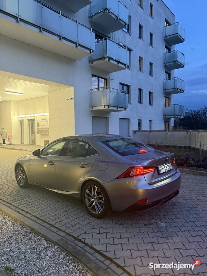 Lexus IS300h niski przebieg 40k Faktura VAT 23 bluetooth Poznań