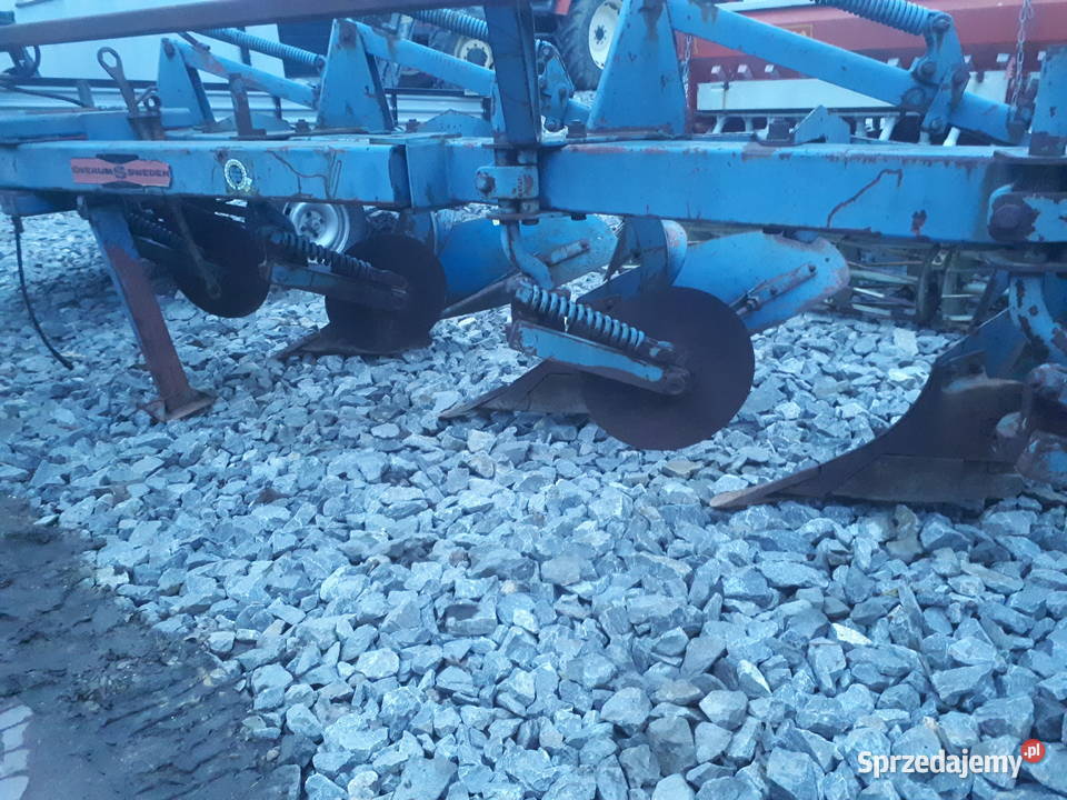 Pług overumowerum ciagniony 4 skiby