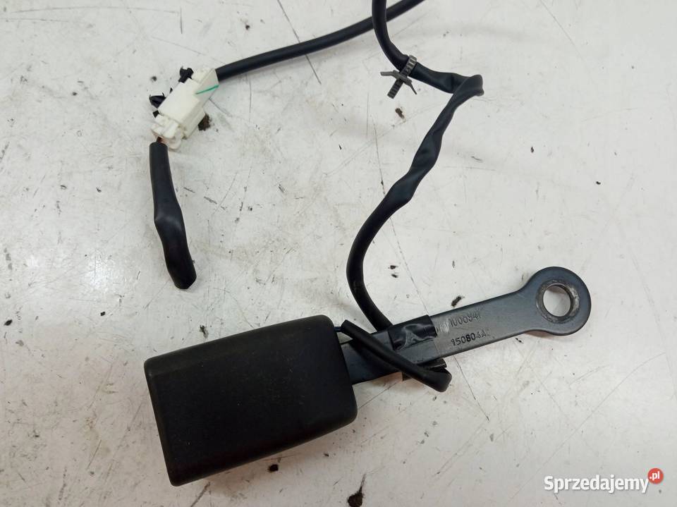 ZAPINKA PASA BEZPIECZEŃSTWA LEWY PRZÓD KIEROWCY Rok produkcji 2015 Pasy bezpieczeństwa świętokrzyskie