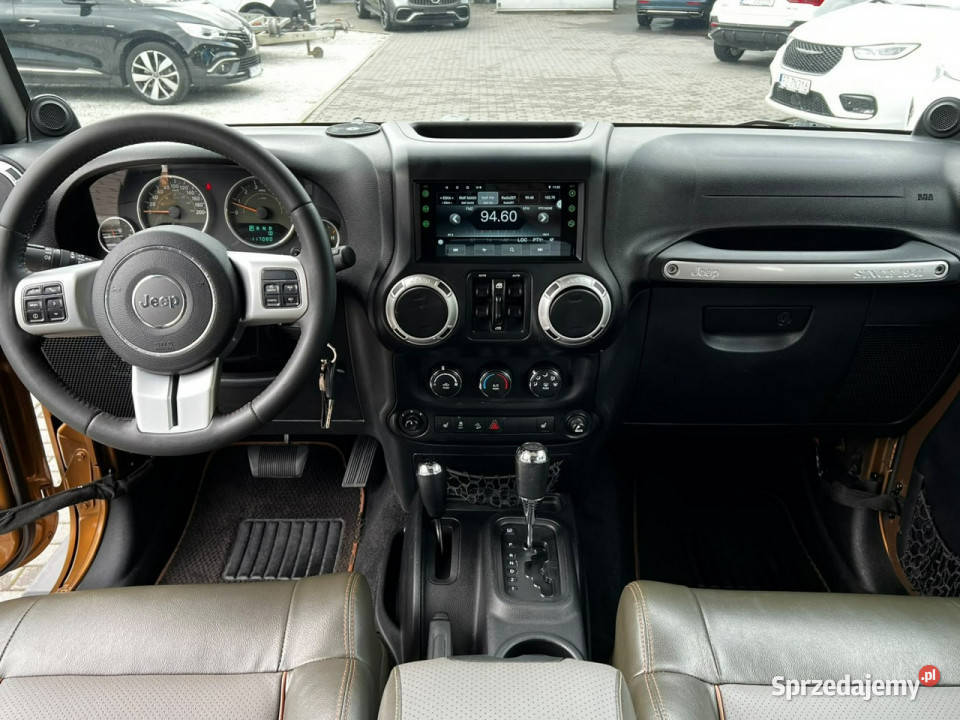 Jeep Wrangler Unlimited 38 Sahara 70th Rok produkcji 2011 Baranowo