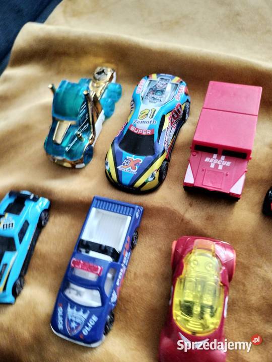 Samochodziki resoraki autka różne 8 Samochody i pojazdy sprzedam