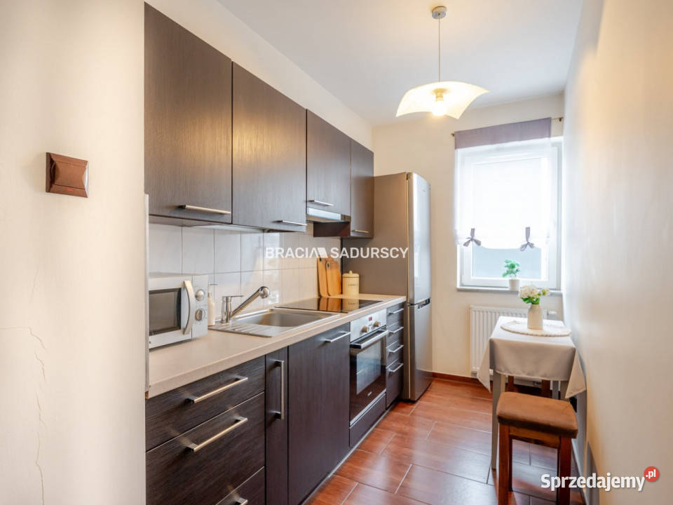 Mieszkanie Kraków Rydlówka 4584m2 3pokojowe Liczba pokoi 3