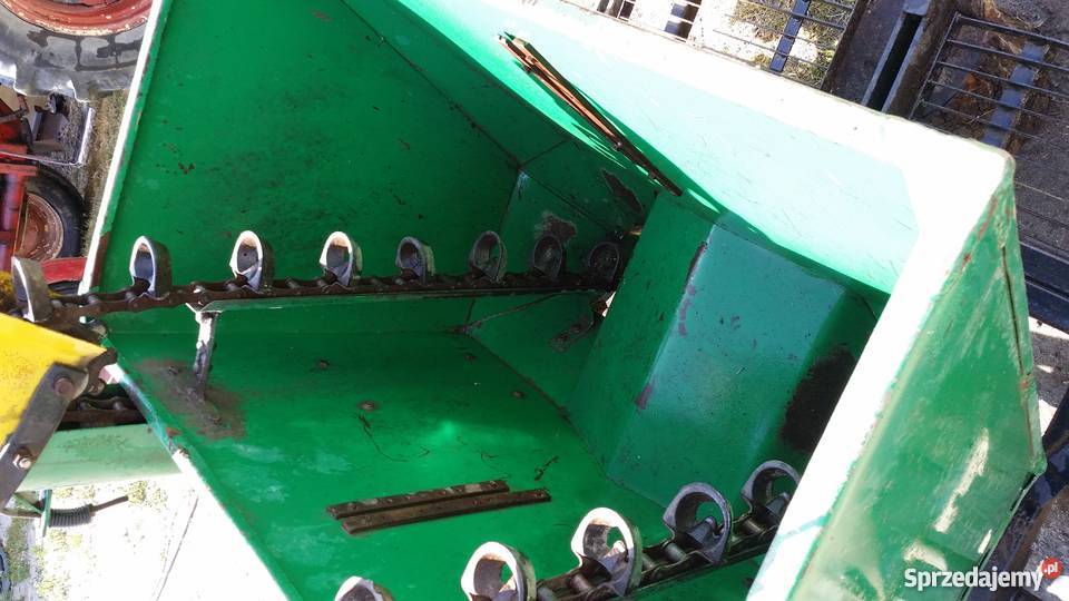 Sadzarka kubełkowa do ziemniaków Młynki