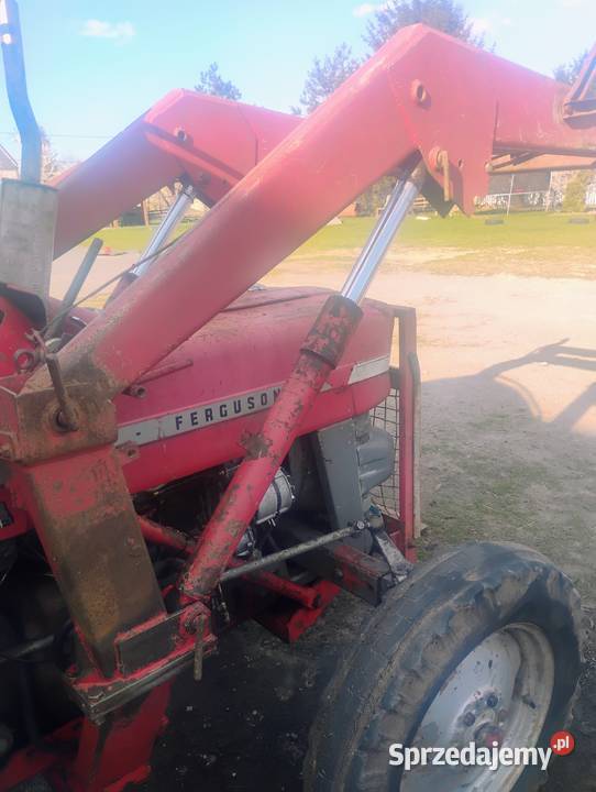 Tur ładowacz do mf Sienno