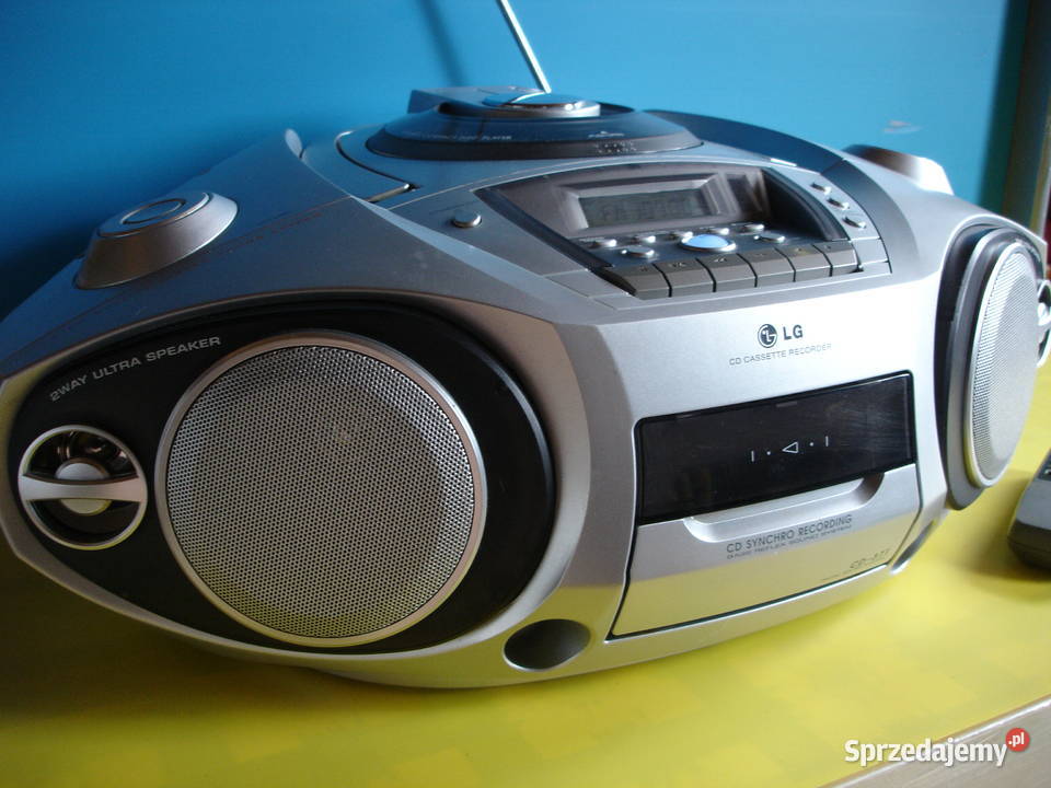 Radiomagnetofon z CD LG CD371PILOT Zielona Góra