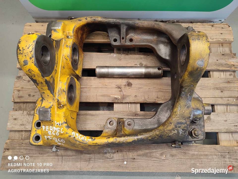 Wieszak Ramienia Massey Ferguson 860 Wilkowo