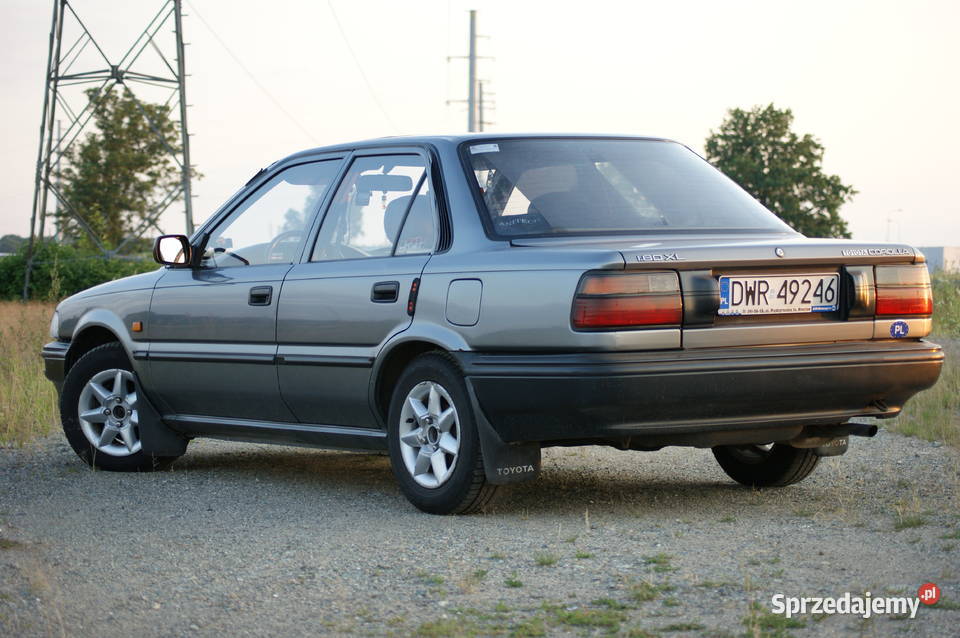 Toyota Corolla E9 diesel 1989 z ciekawą historią 60KM