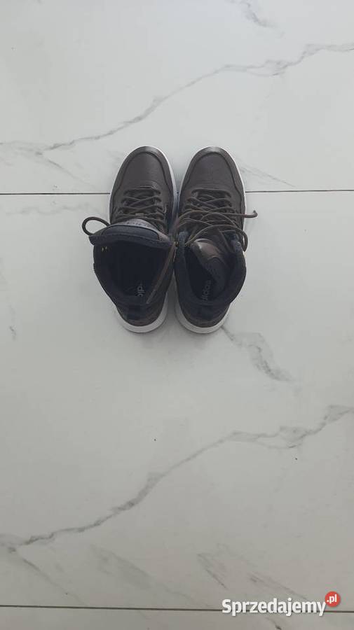 Adidas Hoops 30 Mid WTR Rozmiar 42 23 Stylowe i Suwałki
