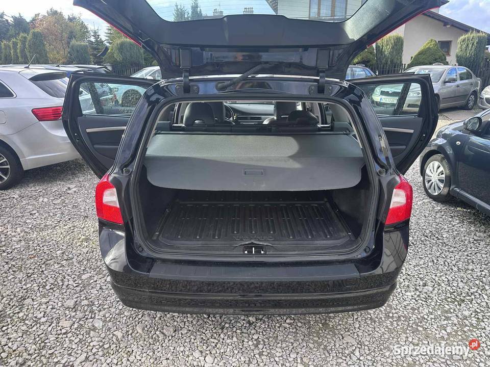 Volvo V70 Produkcji 2010 Bezwypadkowy benzyna małopolskie Ładna