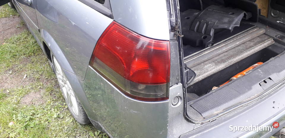 Komplet tylnych lamp Opel Vectra C 2005r Kombi Lampy tylne Żabno