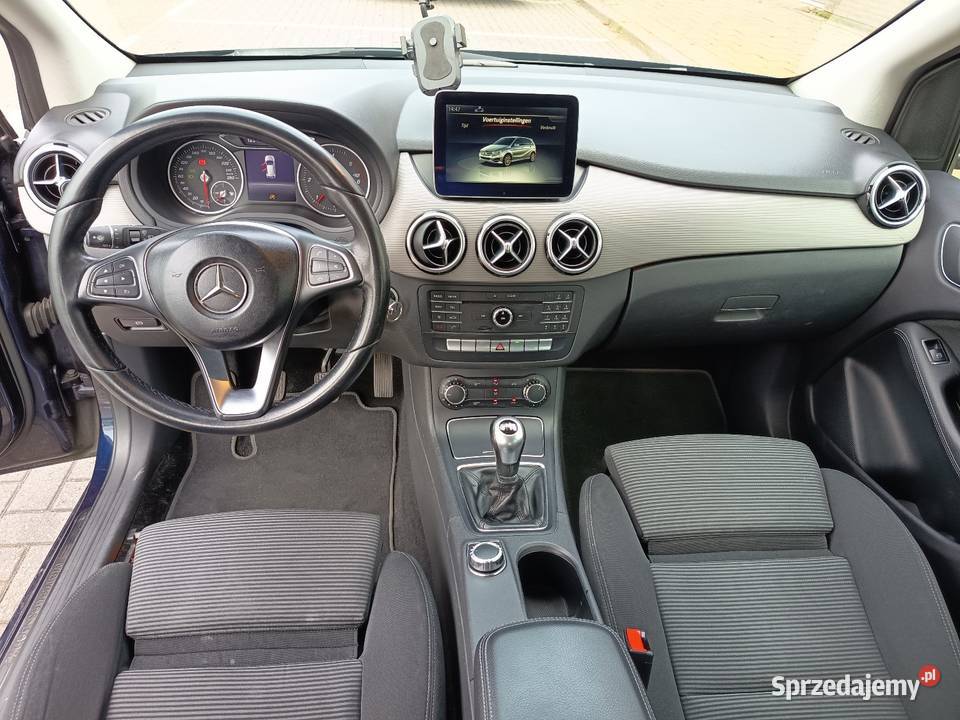 Mercedes Bklasa W246 C180D 15CDI 109 bixenon led Lubaczów