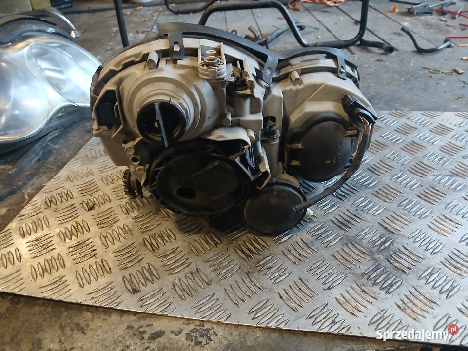 Lampa soczewka komplet Mercedes w203 0004r Lampy przednie Radłów