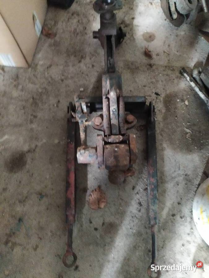 Zaczep dolny połowy hitch oryginalny Zetor Siedlce sprzedam