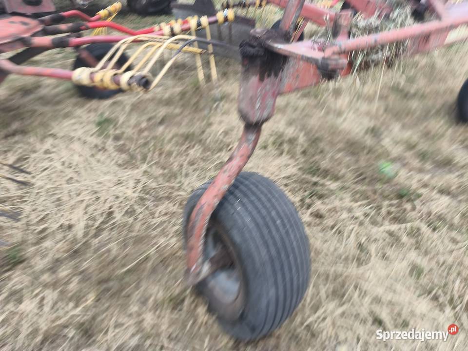 Zgrabiarka dwukaruzelowa niemeyer rs620 nieuszkodzony