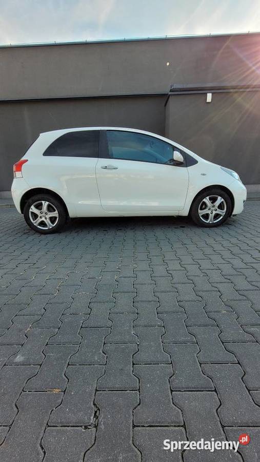 Toyota Yaris 133 VVTI 992011 R106 Yaris Skawina sprzedam