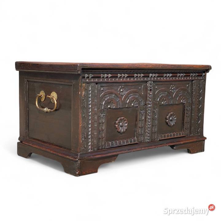 Stara drewniana rzeźbiona skrzynia kufer Gryfice