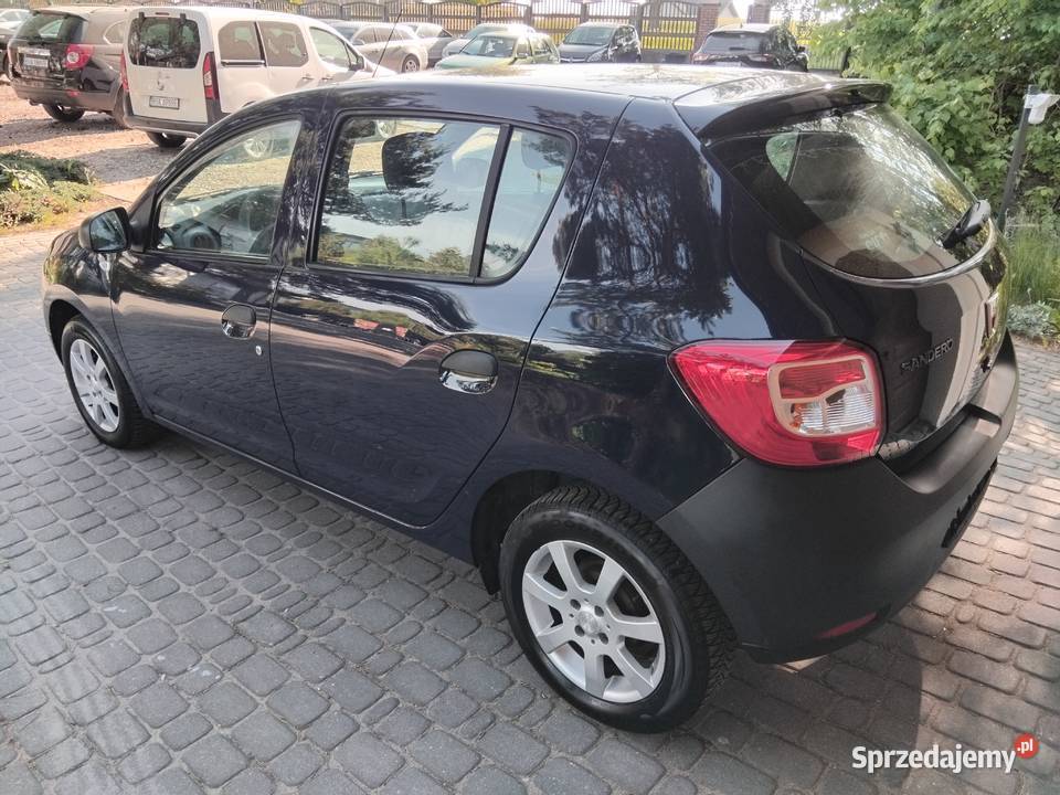 Dacia Sandero 12 benzyna 2013r opłacona z Białystok sprzedam