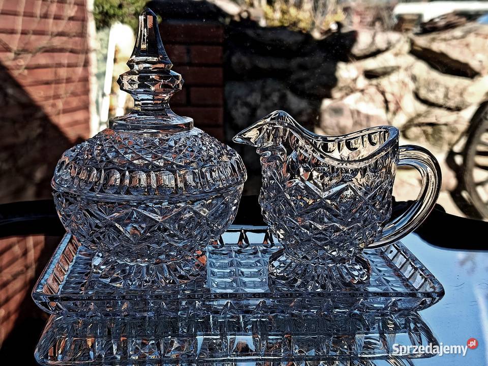 Zestaw kryształowy taca bombonierka mlecznik