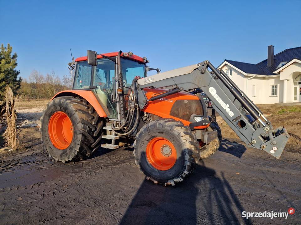 Ciągnik rolniczy Kubota M130X z ładowaczem