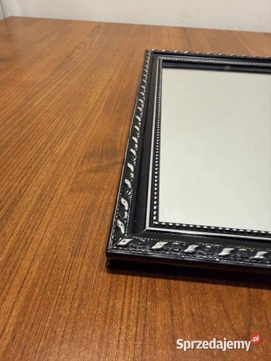 Śliczne lusterko Cybinka