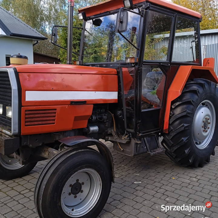 Ciągnik rolniczy Massey Ferguson 3060