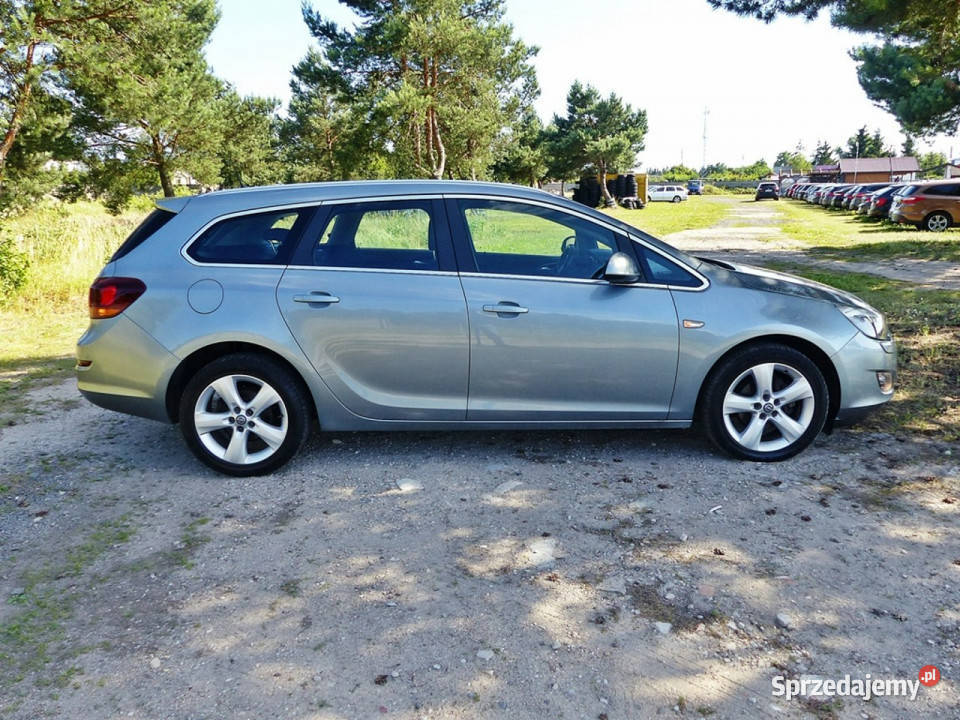 Opel Astra 14 TURBOKlimaAluElektrykaPodgrzewane wielofunkcyjna kierownica