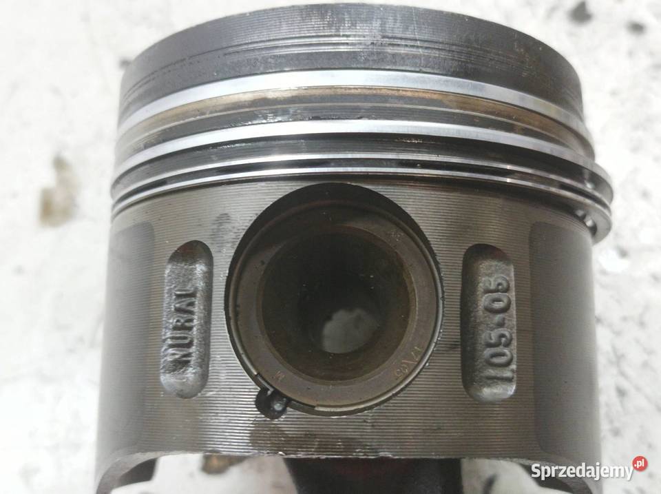 TŁOK KORBOWÓD 22 CDI MercedesBenz Eklasa III