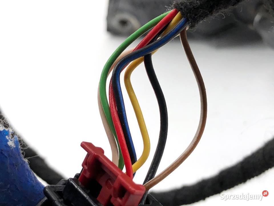 LUSTERKO PRAWY VW PASSAT B7 SedanLimuzyna 1015 osobowe