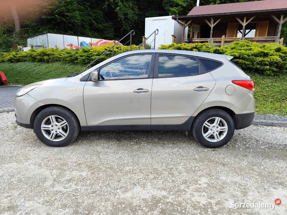Hyundai ix 35 20 Benzyna oryginał lakier i Kombi Wierzchosławice sprzedam