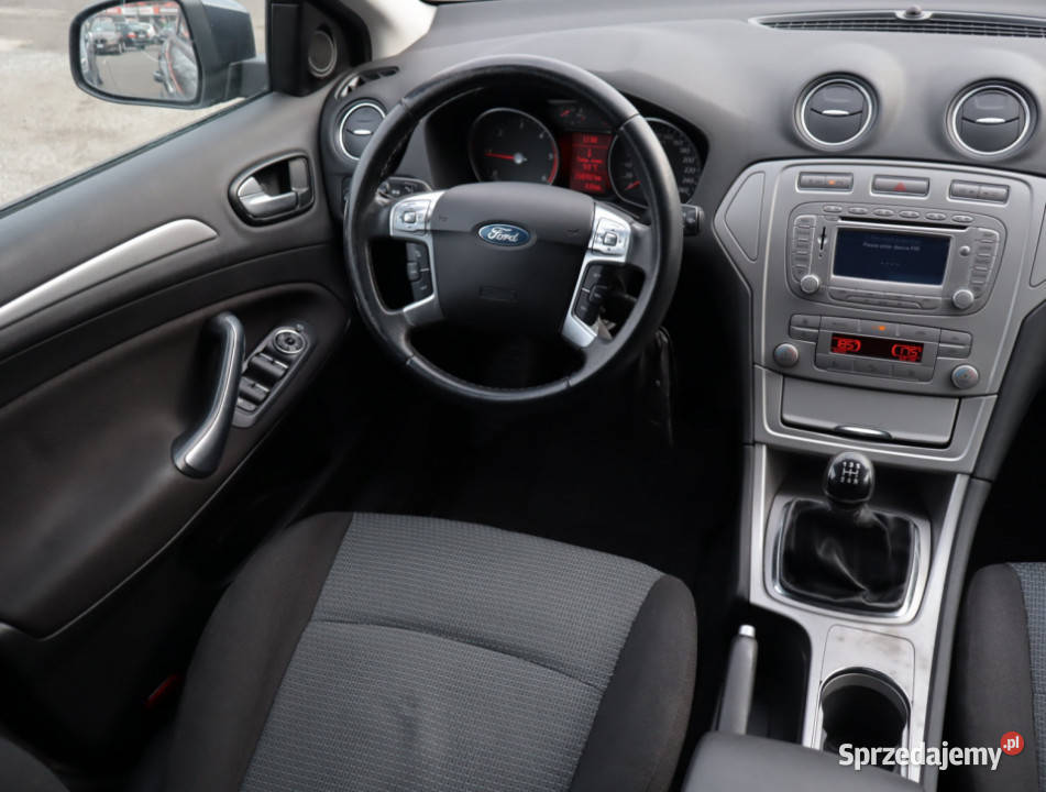 Ford Mondeo 18 TDCi nieuszkodzony sprzedam