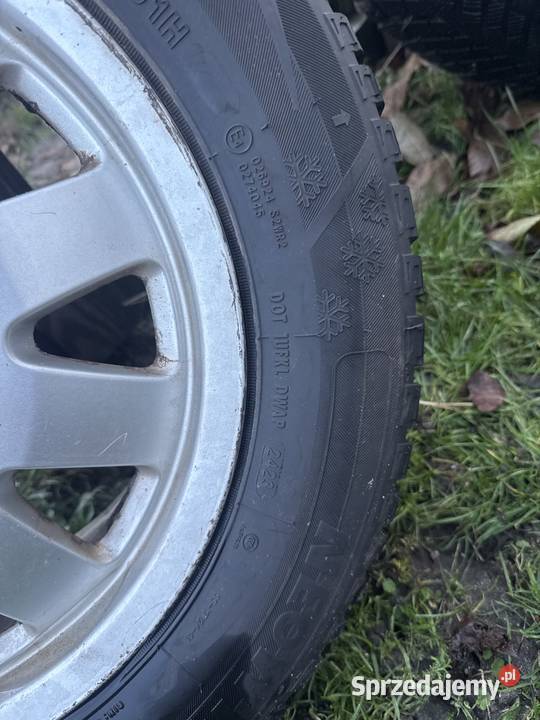 Alufelgi audi A4b5 r15 rozstaw 5x112 dwu letnie Knurów
