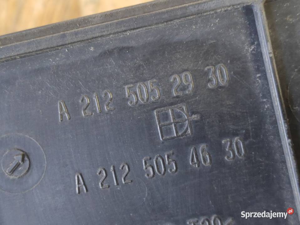 Kierownica Kanał Powietrza Mercedes EKlasa W212 Pleszew