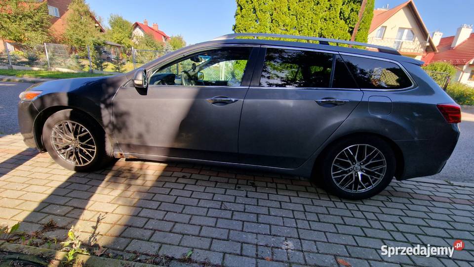 Honda Accord VIII 22 idtec diesel kombi HAK czujnik parkowania