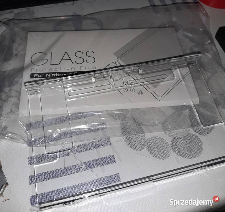 Etui i akcesoria do Nintendo Switch sprzedam