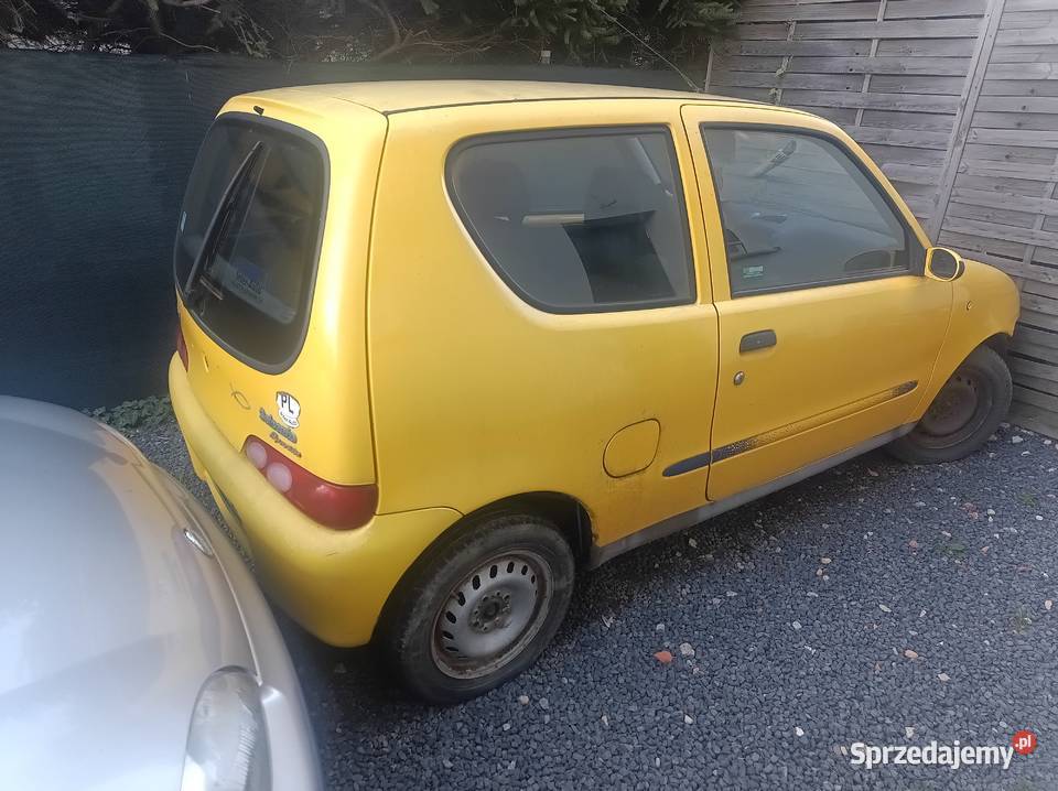 Fiat Seicento czesci felgi drzwi Poznań części osobowe wielkopolskie Chomęcice sprzedam