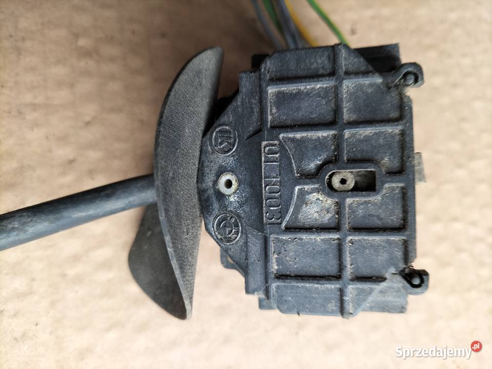 MANETKA PRZEŁĄCZNIK KIERUNKÓW BMW E36 011003 Wyposażenie wnętrza