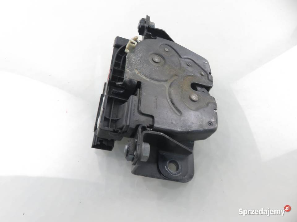 ZAMEK KLAPY BMW 5 Touring F11 9129351 Zamki, wkładki i kluczyki sprzedam